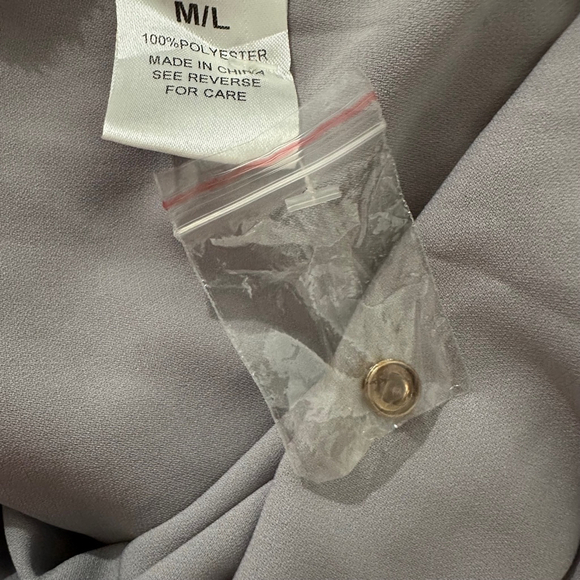 Women's Wishlist Apparel Blouse, M/L, Gray Chiffon oversized flows NWOT - Picture 12 of 14